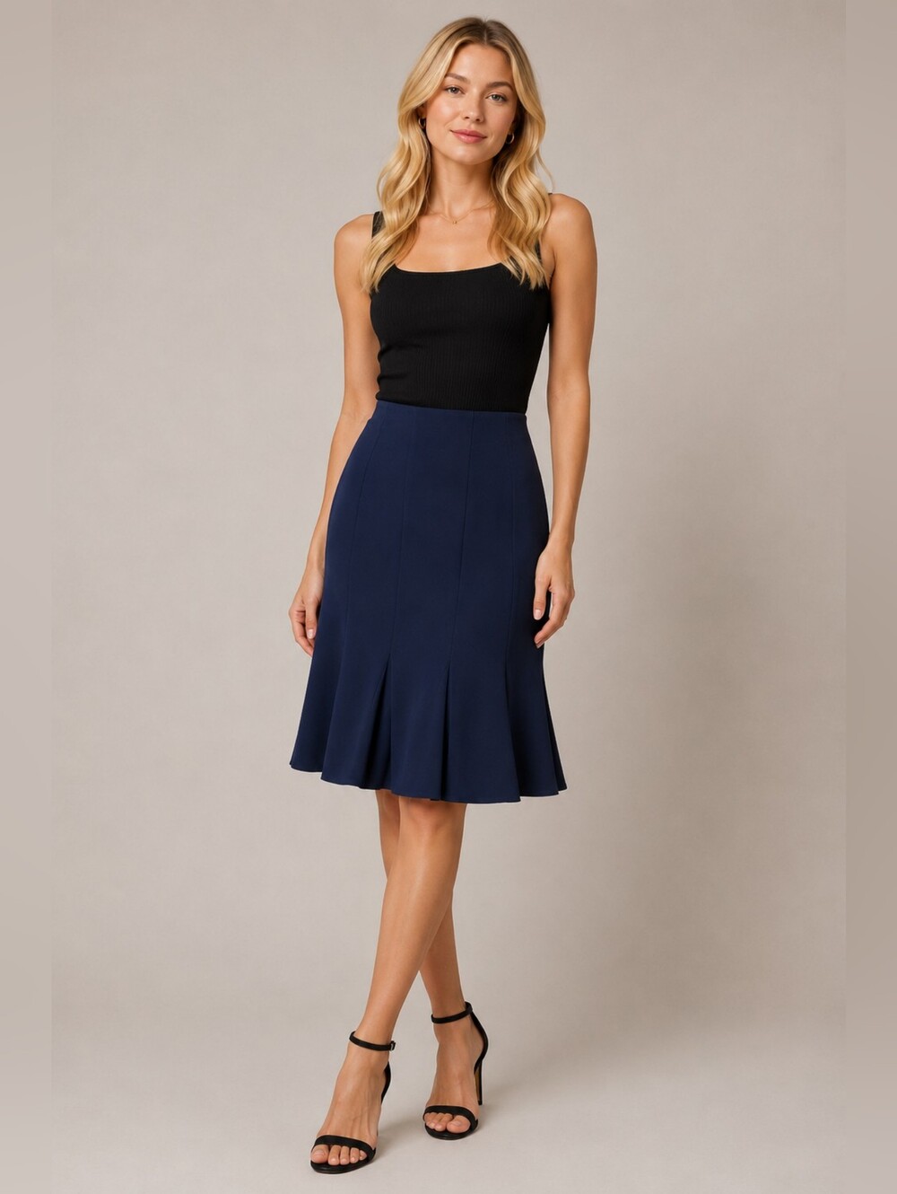 NWOT JOHNES NEW YORK FIT TO FLARE SKIRT